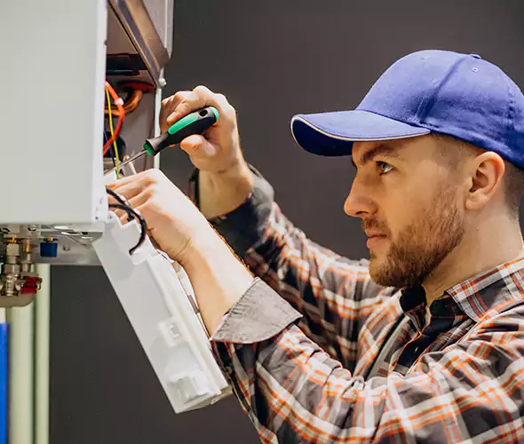 Expert Plumber for Tankless Water Heater Maintenance in Shirley, NY: Schedule Professional Maintenance Services with Us